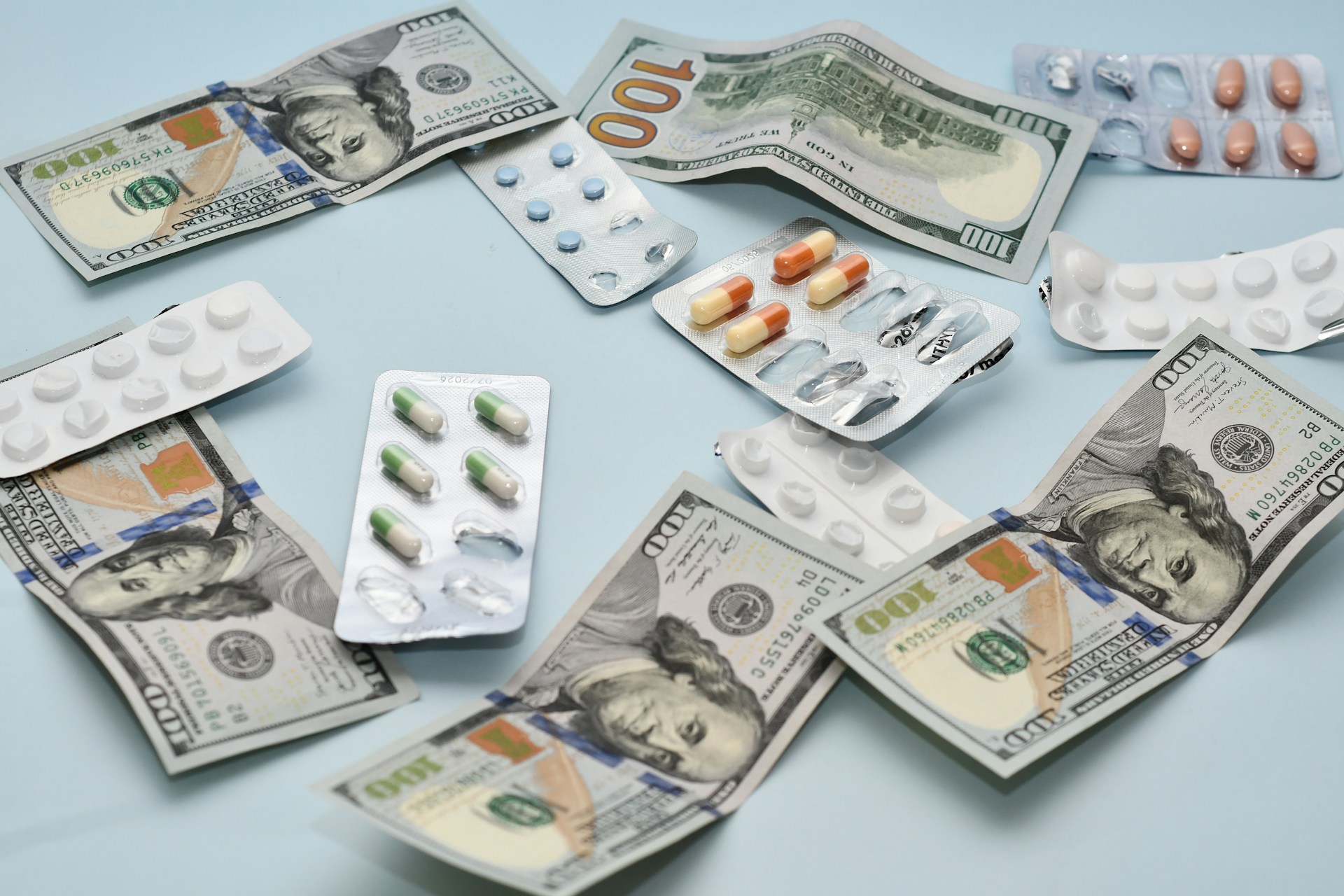 https://d.ibtimes.com/en/full/4614748/6-ways-consumers-are-fighting-high-cost-healthcare.jpg