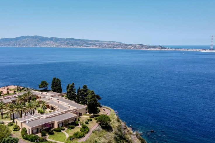 The bridge over Italy's Strait of Messina would have a suspended span of 3.3 kilometres (2.05 miles) -- a world record