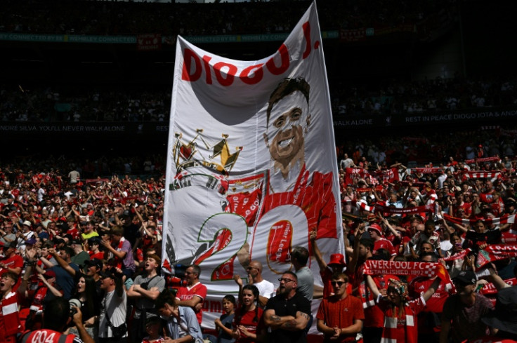 Liverpool fans paid tribute to Diogo Jota, who died in a car crash last month