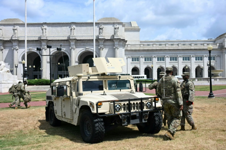 National Guard troops set up a post outside Washington's Union Station