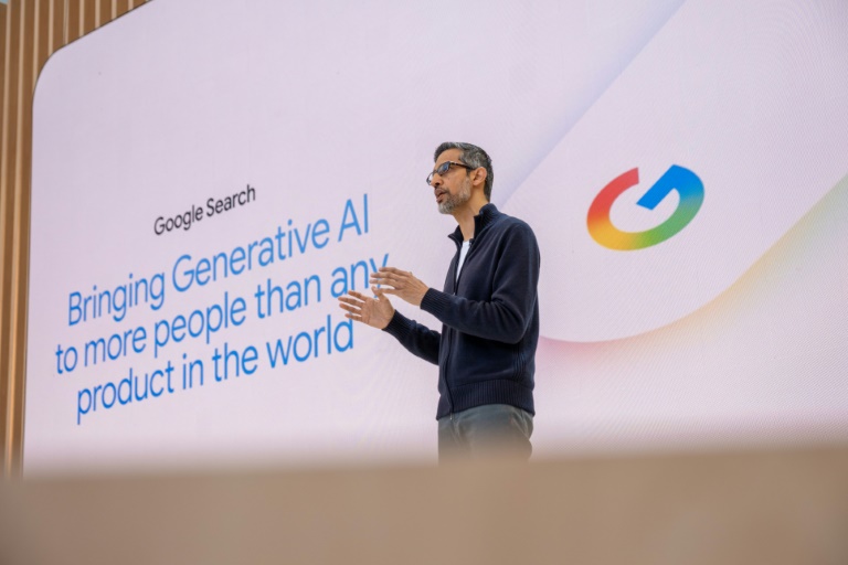 https://d.ibtimes.com/en/full/4617094/google-chief-executive-sundar-pichai-has-led-charge-imbue-all-tech-titans-offerings-advanced.jpg