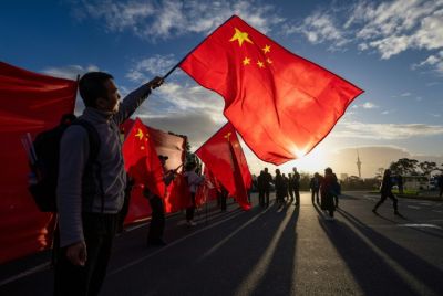 Inteligence services in New Zealand  say China is seeking to influence the country's government and society