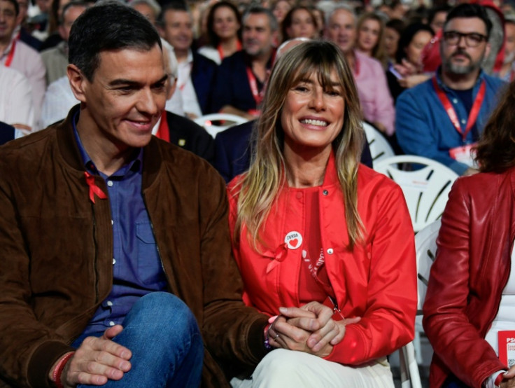 Begona Gomez (R) has been ordered to appear in court in September for questioning into alleged embezzlement