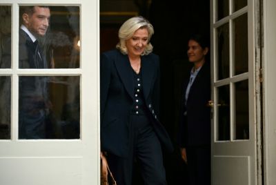 Le Pen said only elections could break the impasse