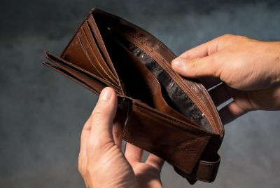 Wallet, debt