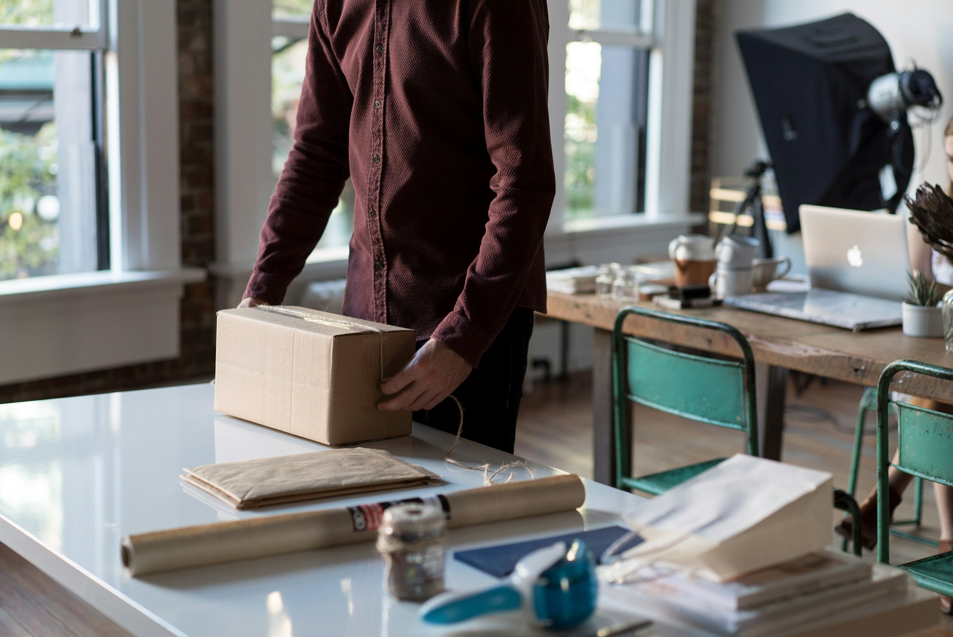 https://d.ibtimes.com/en/full/4620623/10-most-trusted-us-dropshipping-suppliers.jpg