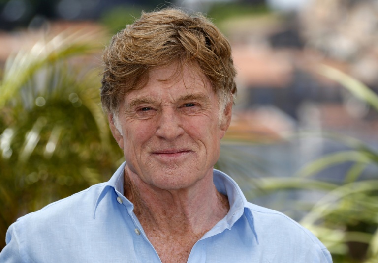 https://d.ibtimes.com/en/full/4621844/us-actor-director-robert-redford-poses-may-22-2013-during-photocall-film-all-lost.jpg