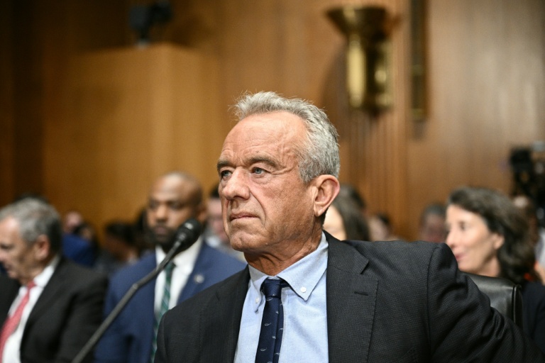 https://d.ibtimes.com/en/full/4622321/us-health-secretary-robert-f-kennedy-jr-noted-vaccine-skeptic-has-sought-overhaul-americas.jpg