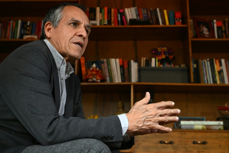 Colombian government negotiator Alvaro Jimenez says the country's largest drug-trafficking cartel has reached its "peak" and is entering a decline that could see it lay down its arms