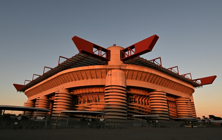 https://d.ibtimes.com/en/full/4624510/san-siro-nicknamed-footballs-la-scala.jpg