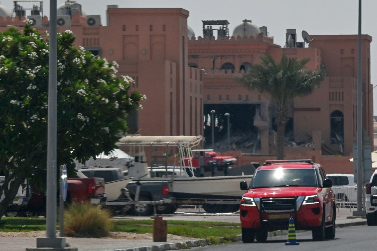 Trump Offers Security Guarantees To Qatar After Israel Strikes thumbnail