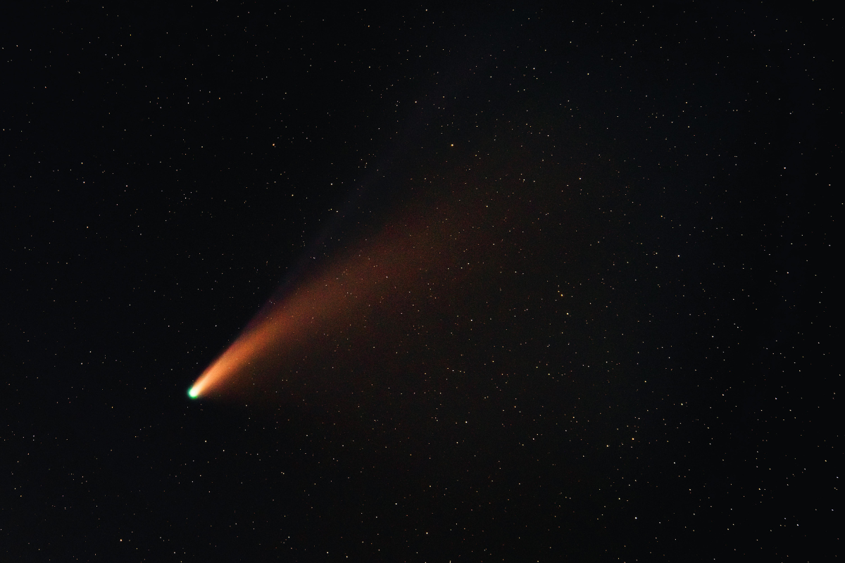 https://d.ibtimes.com/en/full/4626149/nasas-3i-atlas-comet-alien-doom-harmless-flyby.png