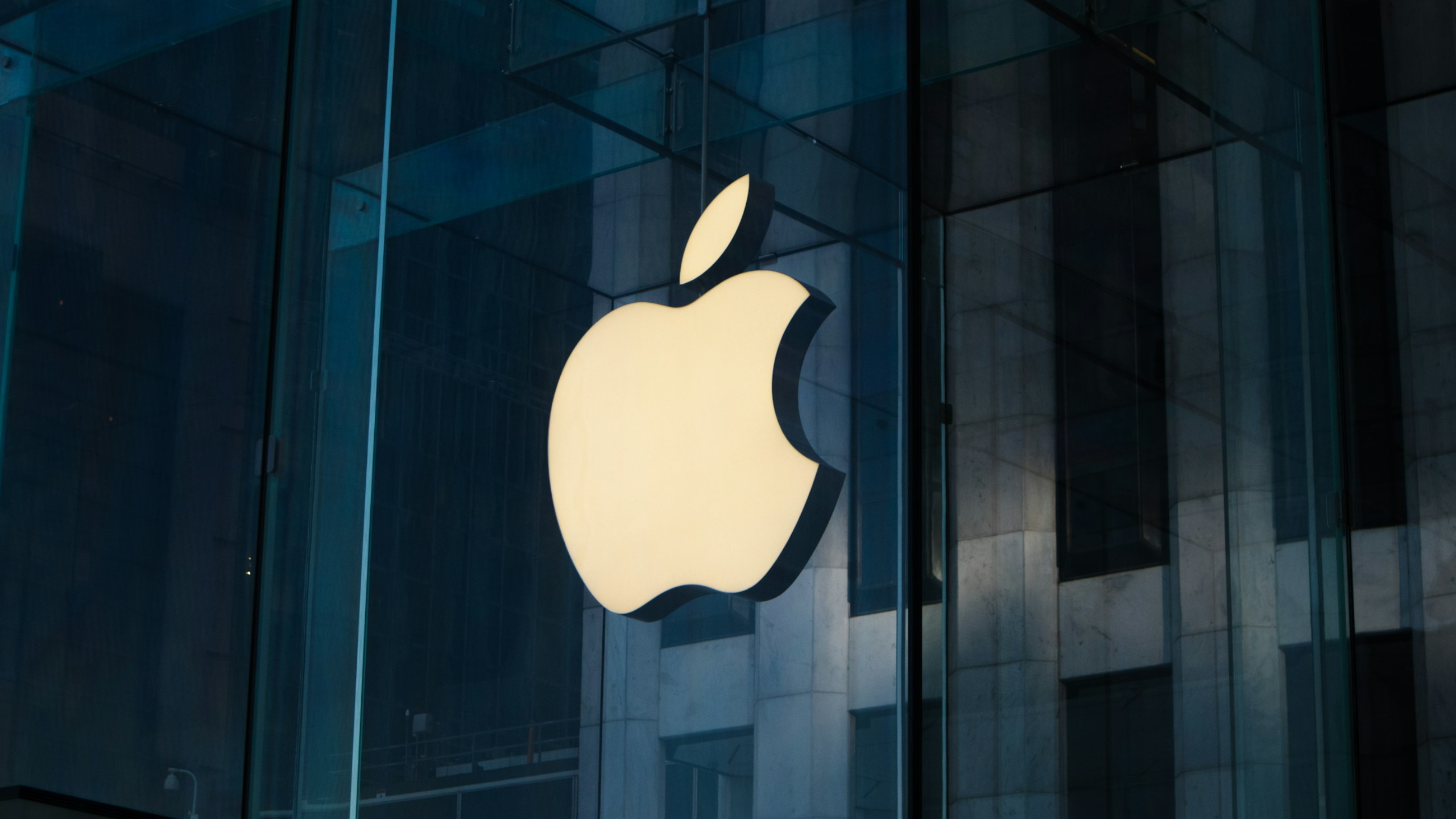 https://d.ibtimes.com/en/full/4626491/apple-glass-might-not-ar-feature.png
