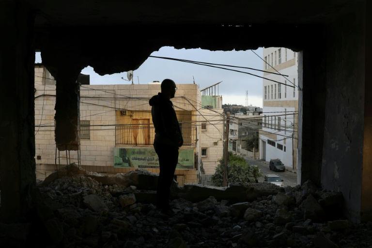 https://d.ibtimes.com/en/full/4627128/news-that-israel-hamas-had-agreed-first-phase-deal-end-gaza-conflict-eased-geopolitical.jpg