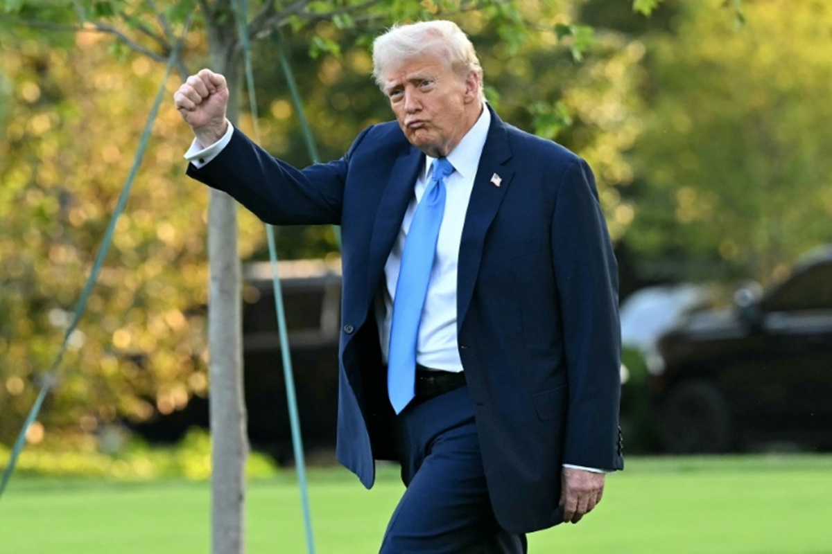 https://d.ibtimes.com/en/full/4627206/us-president-donald-trump.jpg