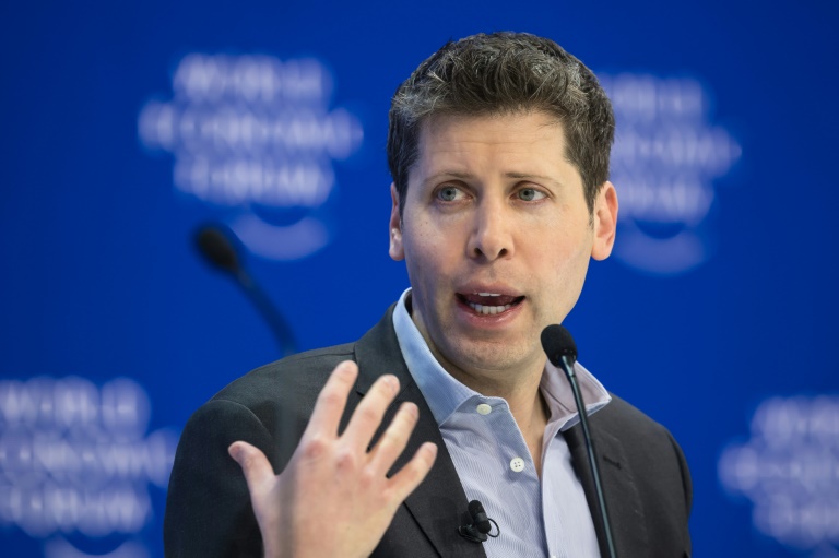 https://d.ibtimes.com/en/full/4628040/openai-ceo-sam-altman-now-member-forbes-billionaires-club.jpg