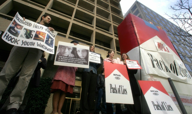 https://d.ibtimes.com/en/full/4628614/climate-lawsuits-seek-repeat-success-legal-campaign-that-curbed-smoking-united-states-held.jpg