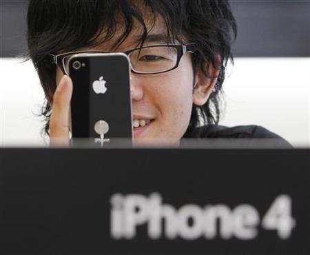 Apples iPhone 5 and iPhone 4S Set for October Release