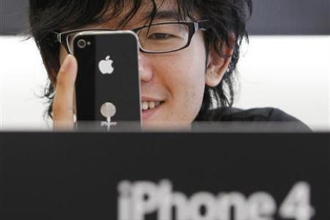 Apple's iPhone 5 and iPhone 4S Set for October Release?