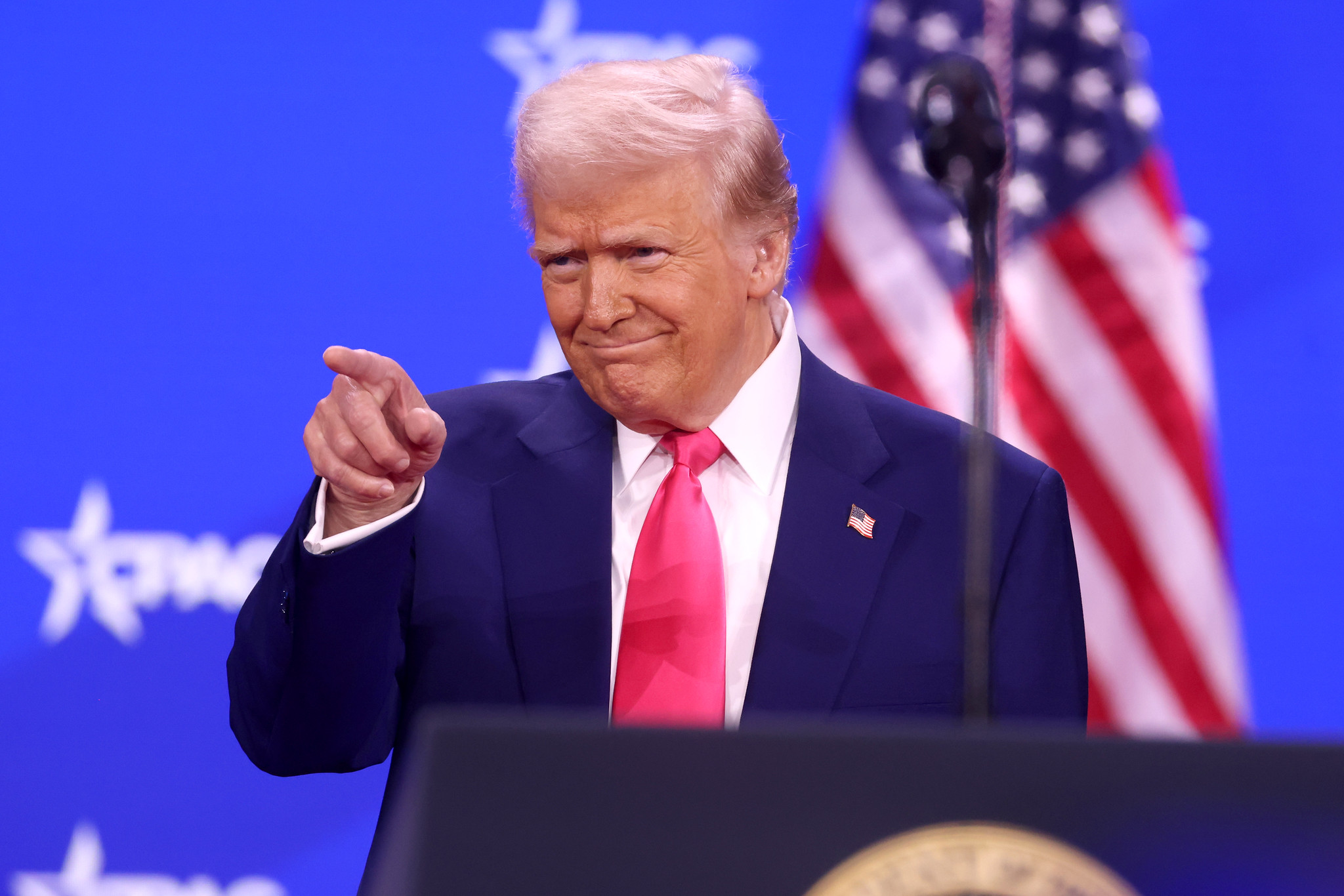 https://d.ibtimes.com/en/full/4628890/donald-trump.jpg