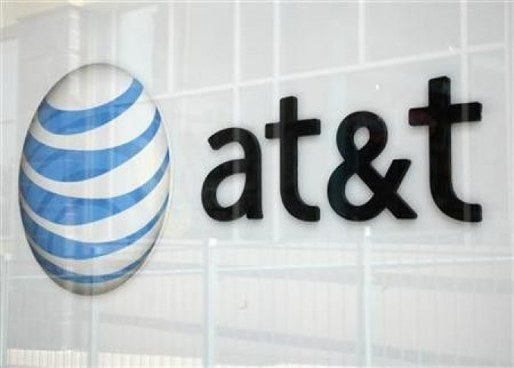 AT&T is getting rid of low-end texting plans, opting for an all or nothing model. 
