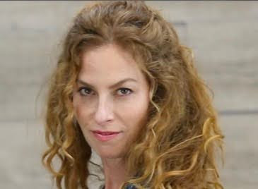 The Alchemist of Light: Julie C. Engerman’s Approach to Transforming Lives Through Spiritual Insight