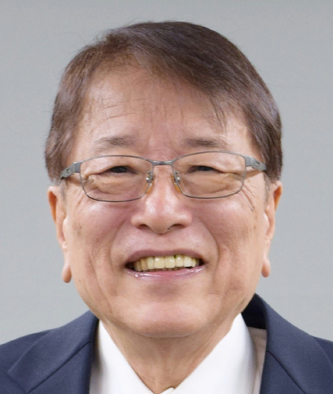 ‘Stealth Husband’ Of Japan’s New PM Vows Quiet Support ‘Stealth Husband’ Of Japan’s New PM Vows Quiet Support