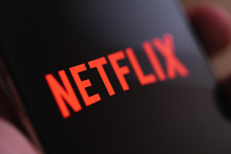 Netflix vs Elon Musk