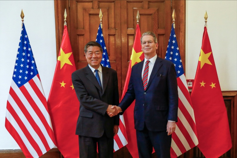 https://d.ibtimes.com/en/full/4630919/chinese-vice-premiere-he-lifeng-l-us-treasury-secretary-scott-bessent-their-last-meeting.jpg