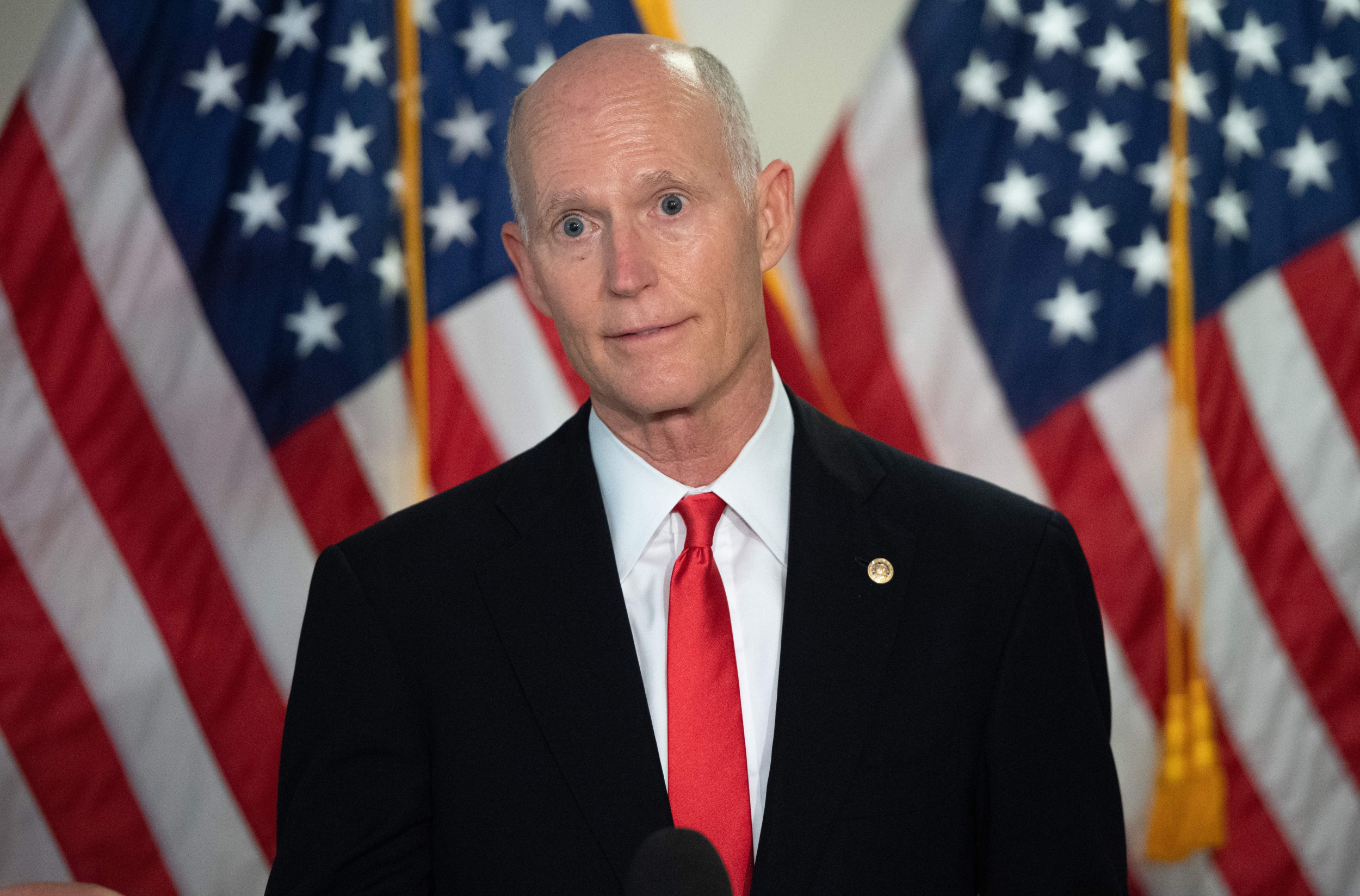 MAGA Senator Warns Venezuelan Leader 'Something is Going to Happen', Suggests He Flee Across World thumbnail