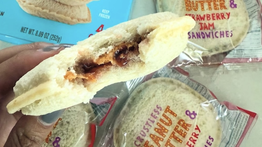 https://d.ibtimes.com/en/full/4631558/trader-joes-uncrustable.jpg