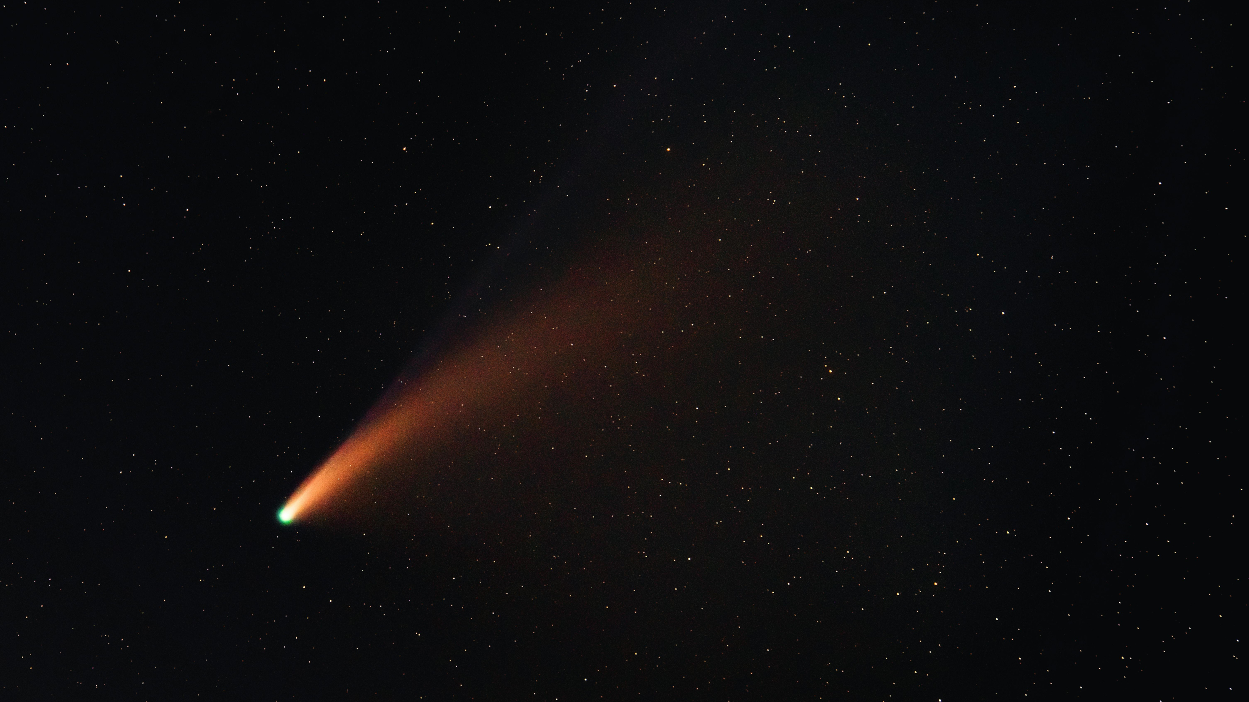 Alien Comet or Cosmic Trickster? 3I/ATLAS Puzzled Scientists After Mysterious Shift thumbnail