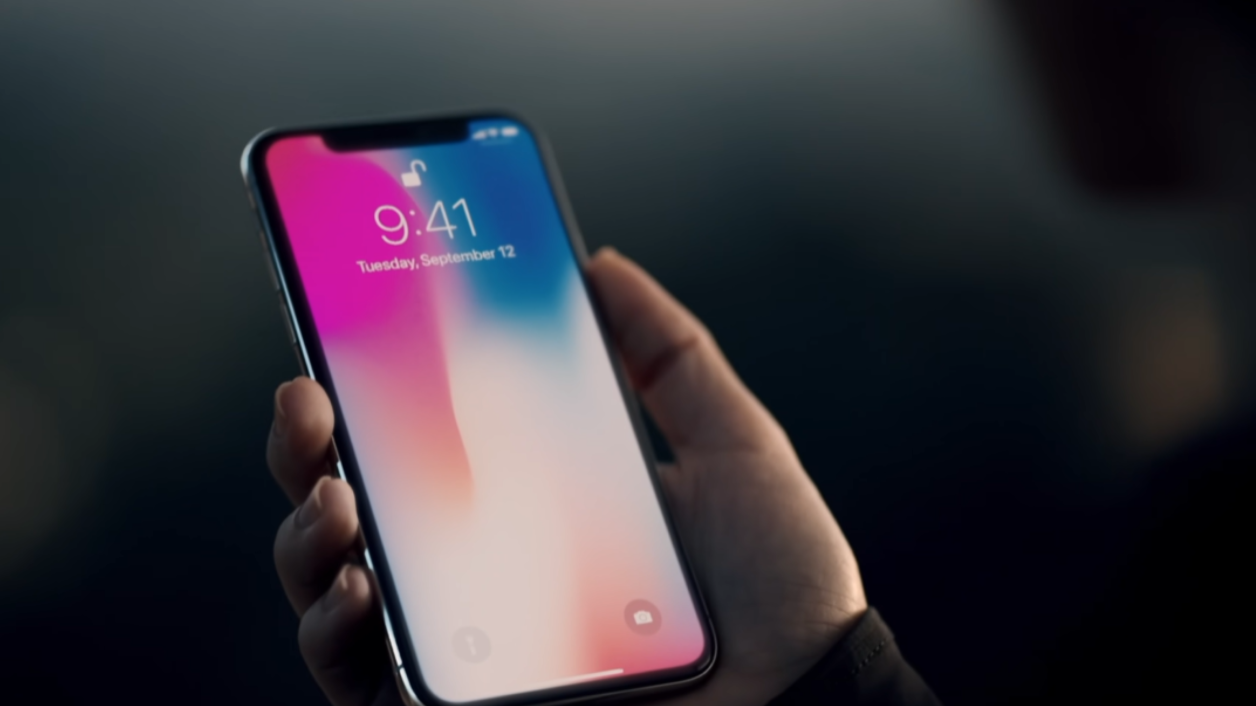 iOS 26.1: ‘Killer’ Update Reportedly Caused Battery Drain, Lagged IU and Vanished Apps