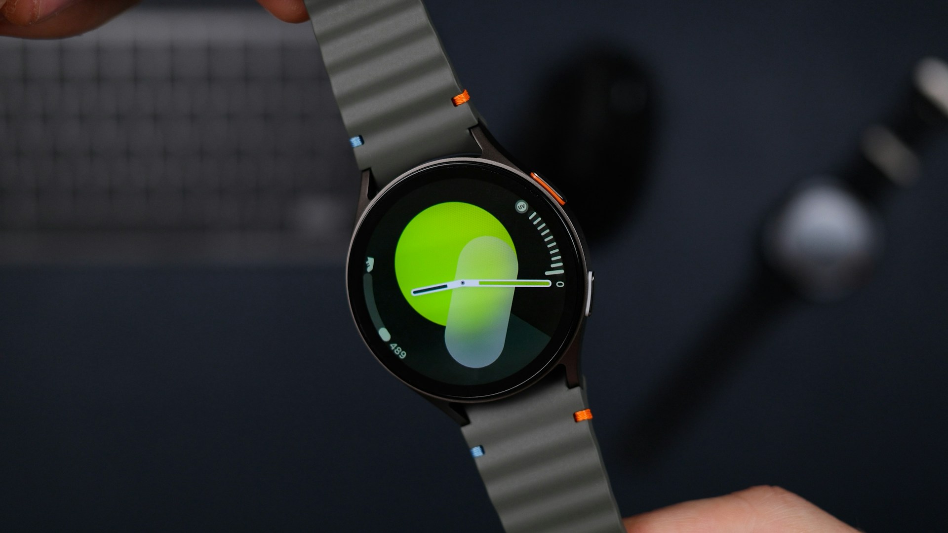 https://d.ibtimes.com/en/full/4633750/samsung-galaxy-watch-8-leak-new-smartwatch-gets-64gb-storage.jpg