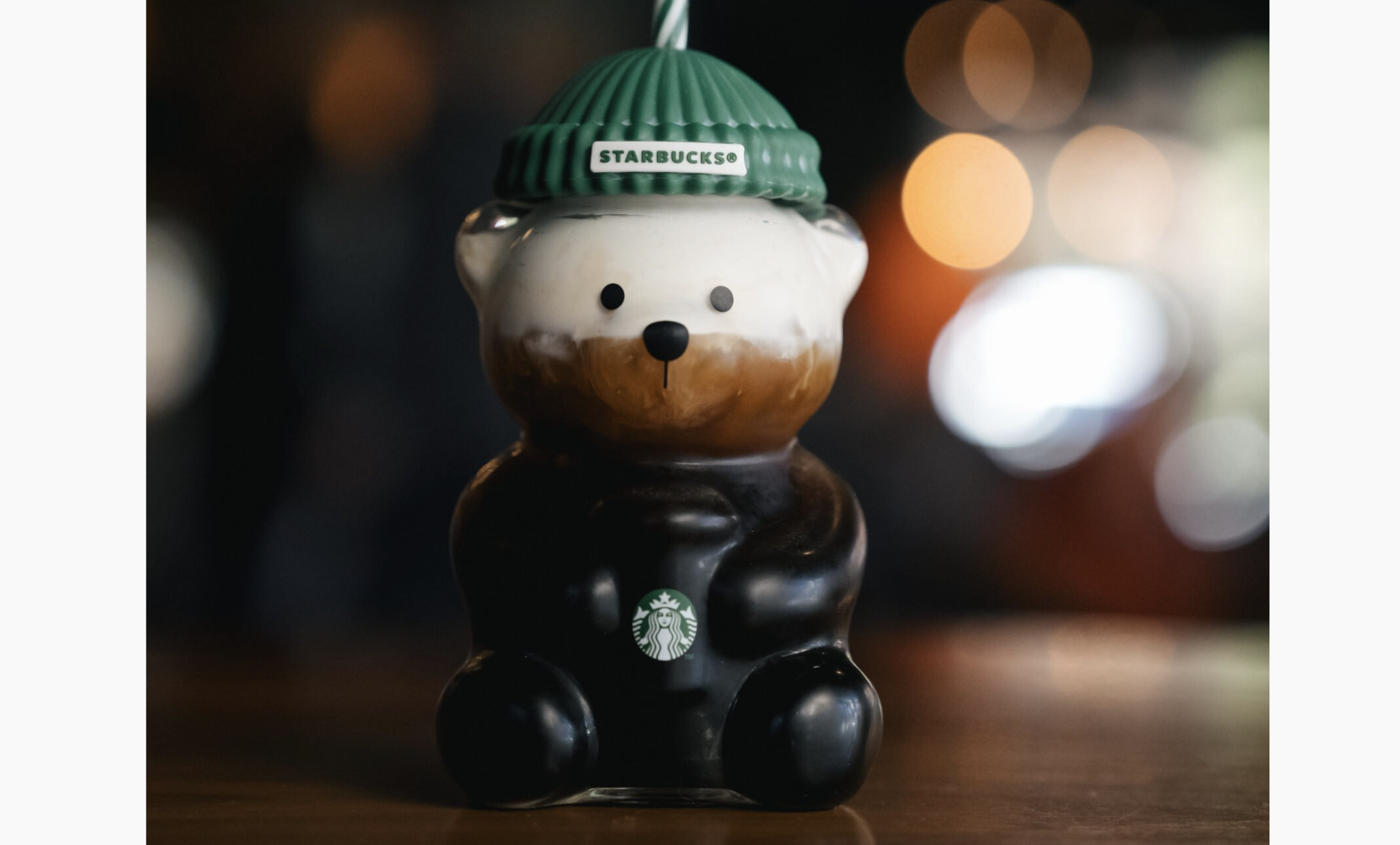 https://d.ibtimes.com/en/full/4633936/starbucks-bearista.png