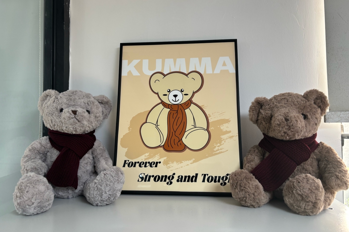 https://d.ibtimes.com/en/full/4634320/ai-teddy-bear-kumma.jpg
