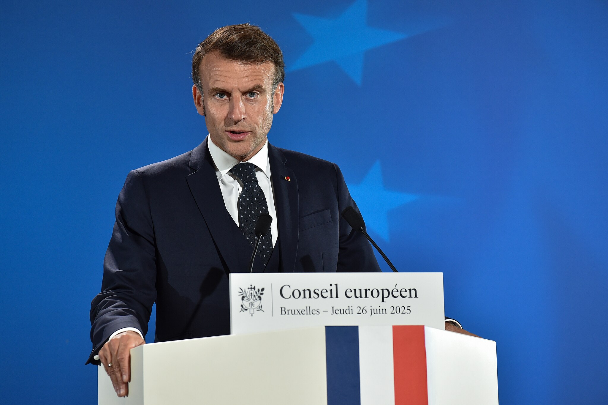 Macron Ends Youth Deployment to Ukraine, Plans to Involve African Resource Instead thumbnail