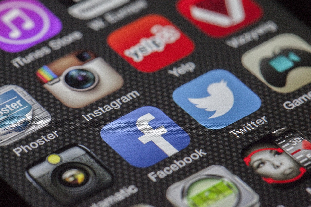 Lawsuit Filed Against Social Media Apps for Neglecting Teen Mental Health Issues