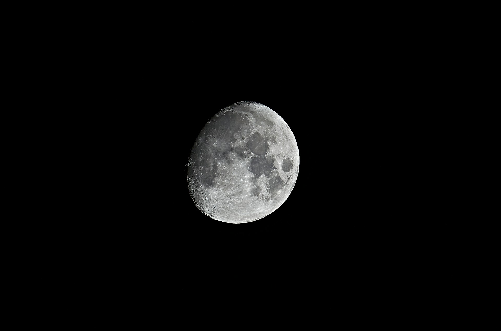 https://d.ibtimes.com/en/full/4636089/second-moon.jpg