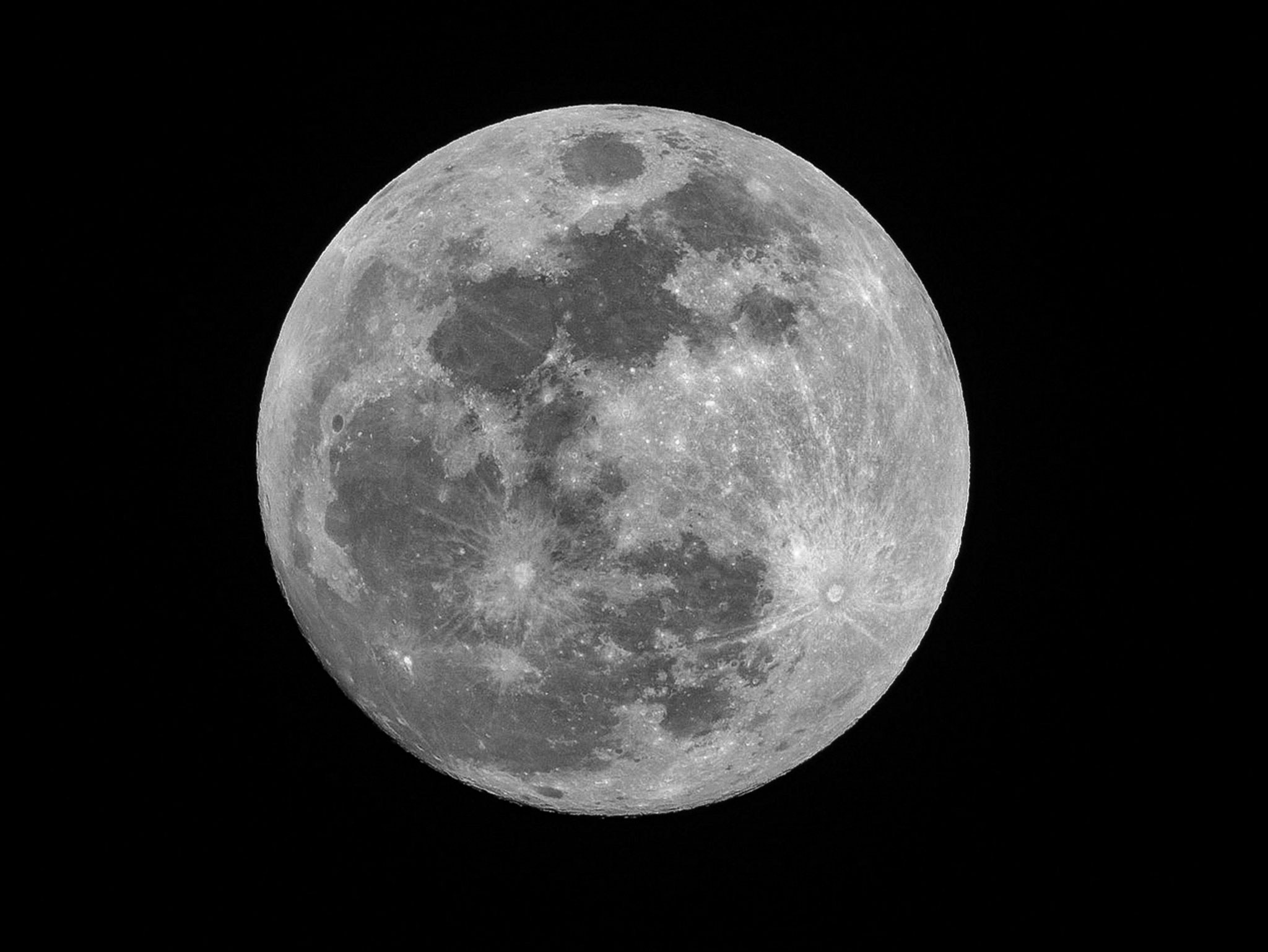 https://d.ibtimes.com/en/full/4636104/full-moon.jpg