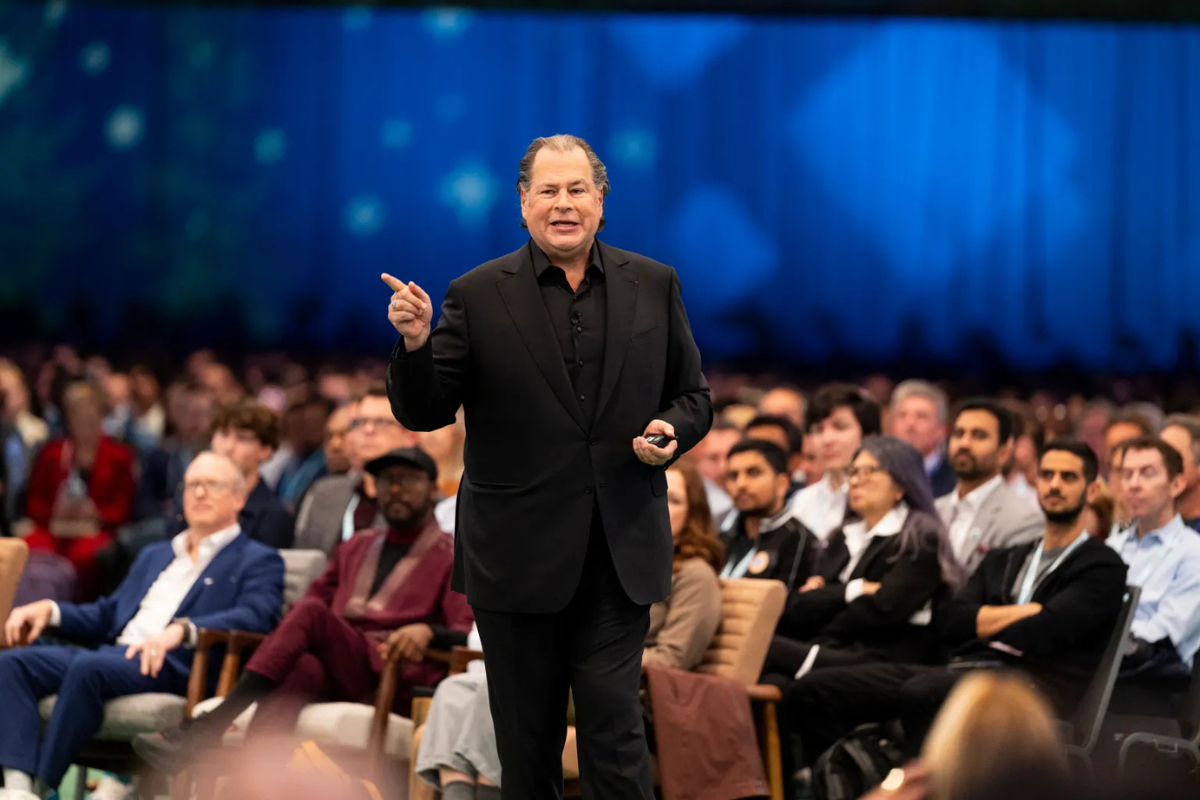 https://d.ibtimes.com/en/full/4636106/salesforce-ceo.png