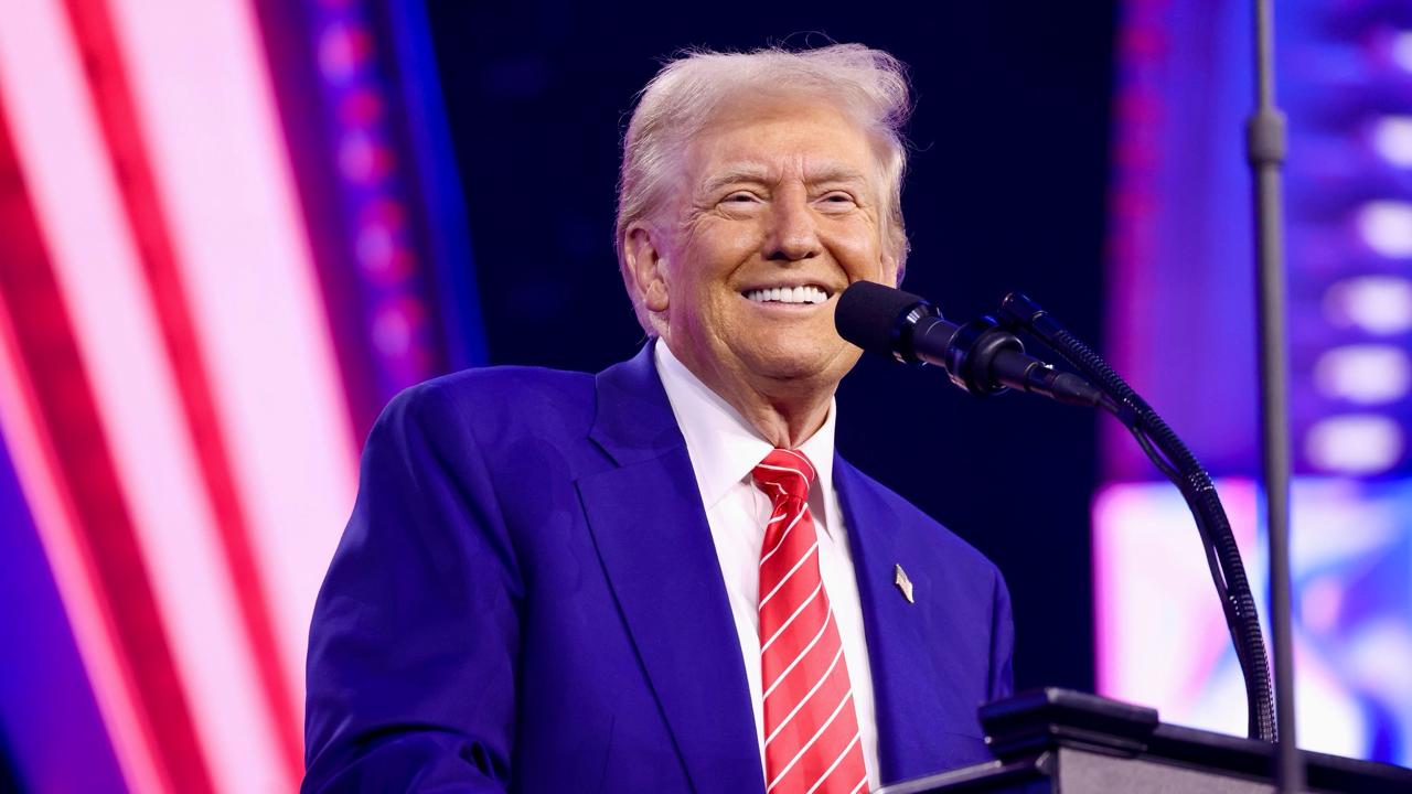 Donald Trump’s Christmas Card Spurs Fury: Critics Claim ‘Creepiest Message Ever’