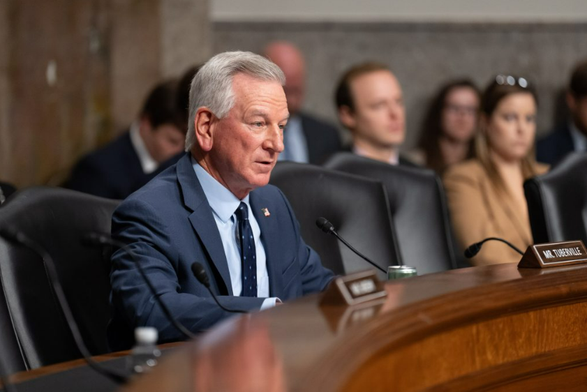 https://d.ibtimes.com/en/full/4637515/tommy-tuberville-alabama-senator.png
