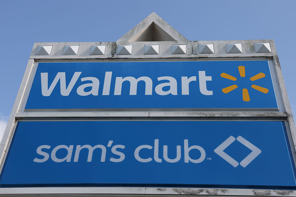 https://d.ibtimes.com/en/full/4640160/walmart-settles-56-million-lawsuit-over-californias-claims-retail-giant.jpg