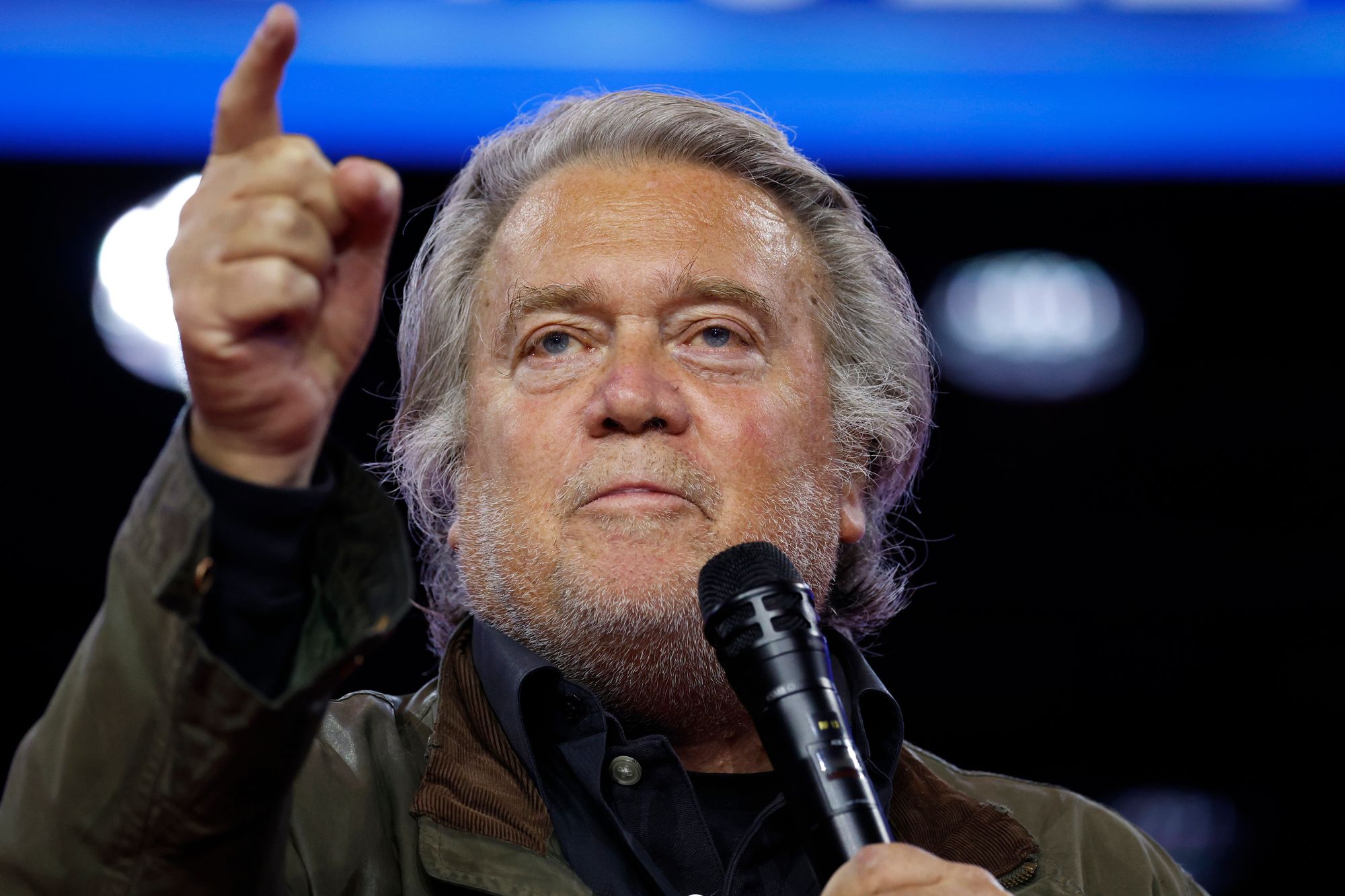 Bannon Calls Minneapolis a ‘Festering Sore,’ Urges Trump Administration to ‘Double Down, Triple Down’ on Enforcement