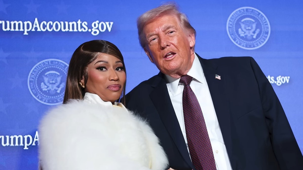 White House Says Nicki Minaj’s Trump Gold Card Is a Keepsake, Not a Visa White House Says Nicki Minaj’s Trump Gold Card Is a Keepsake, Not a Visa