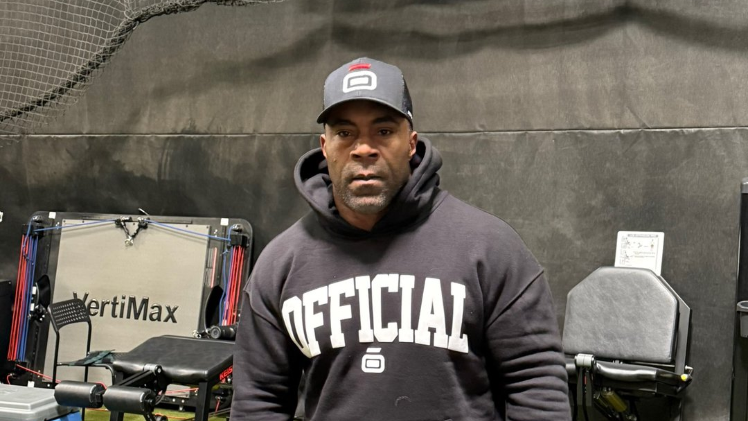 Trump Grants Pardons to Five Former NFL Stars