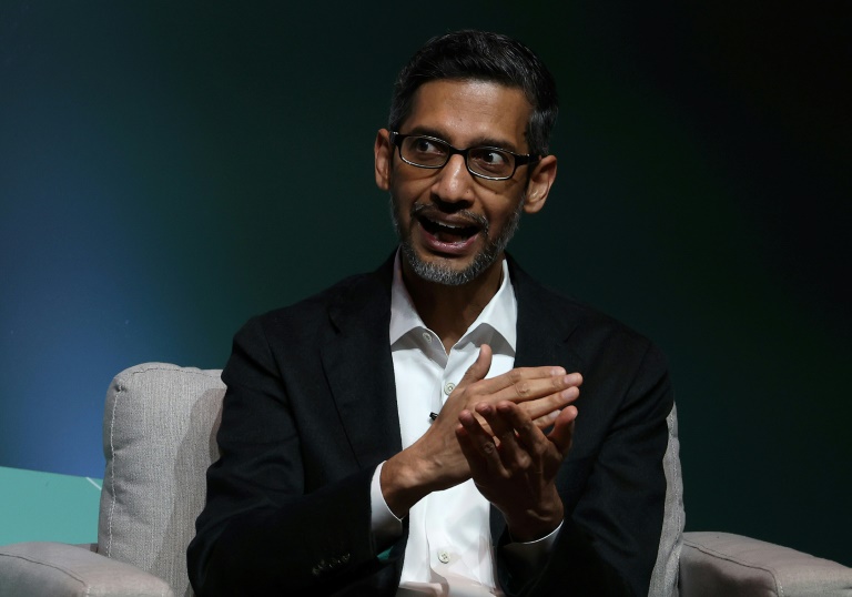 https://d.ibtimes.com/en/full/4643500/google-alphabet-inc-ceo-sundar-pichai-says-internet-giant-well-position-artificial.jpg