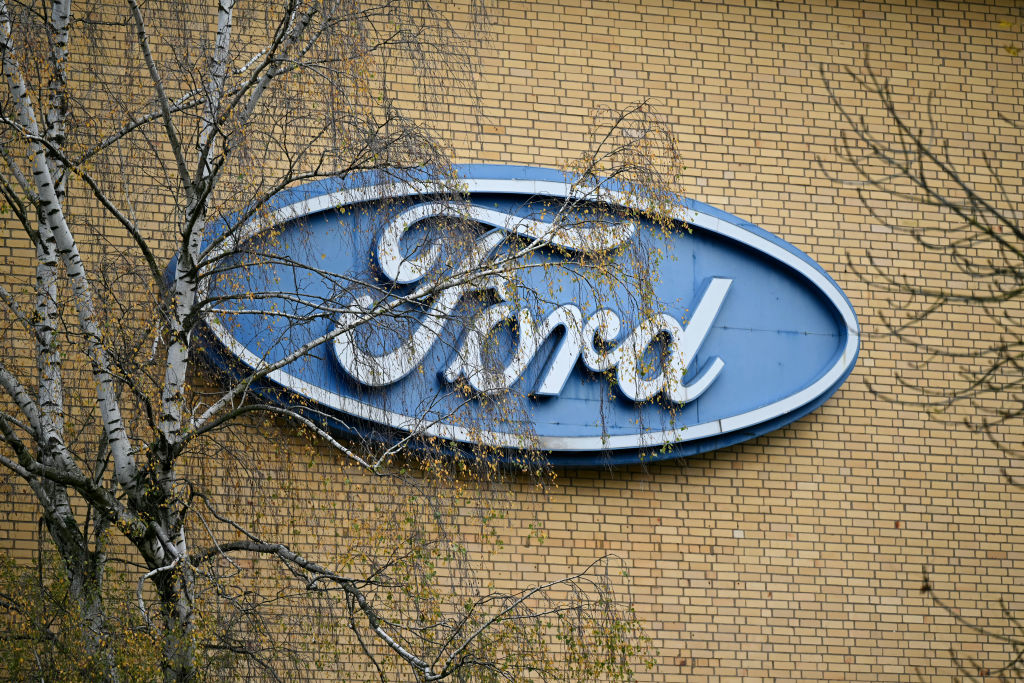 https://d.ibtimes.com/en/full/4644802/ford-issues-major-recall-expedition-navigator-suvs-over-safety.jpg
