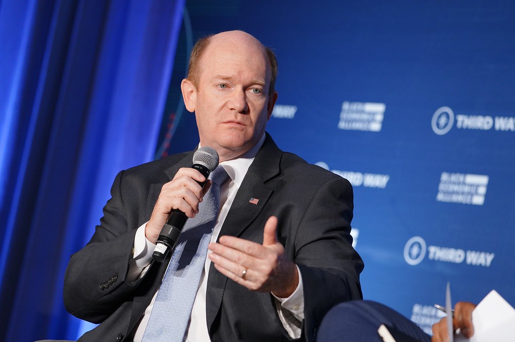 Democratic Senator Coons Says Russia Is 'Clearest Winner' of Iran War, Slams Trump for Consulting Putin 'More Than Congress' thumbnail